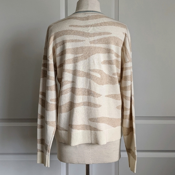 Splendid Sweater Silk Blend Camel Zebra Print Knit Crew Neck Cream Camel M NWT - Picture 7 of 12